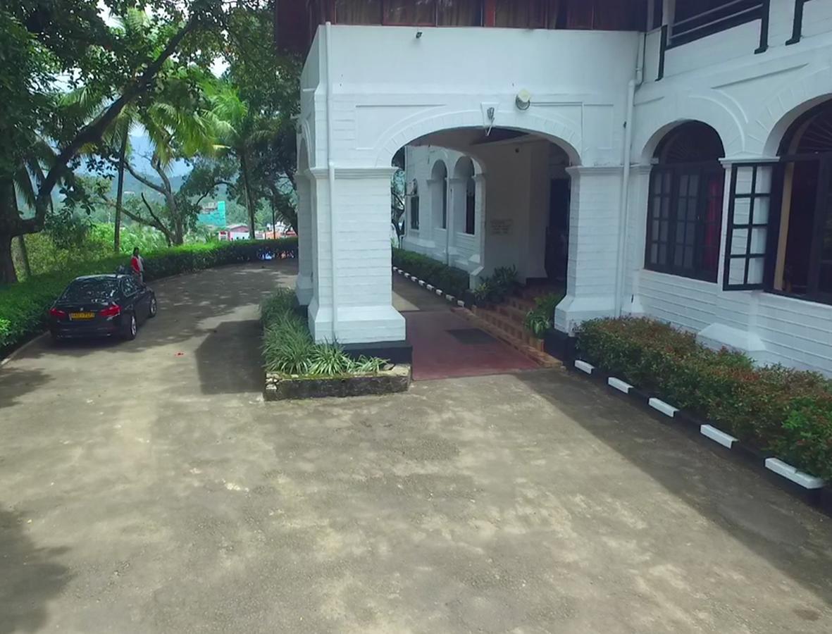 Hotel Ratnapura Rest House Exterior foto