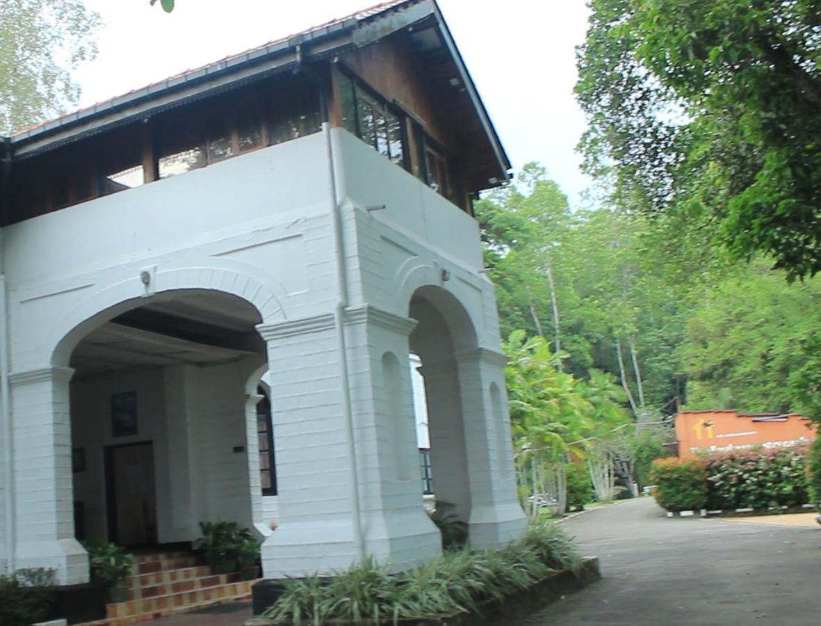 Hotel Ratnapura Rest House Exterior foto